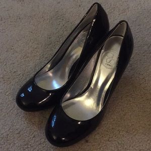 Black heels/Jessica Simpson